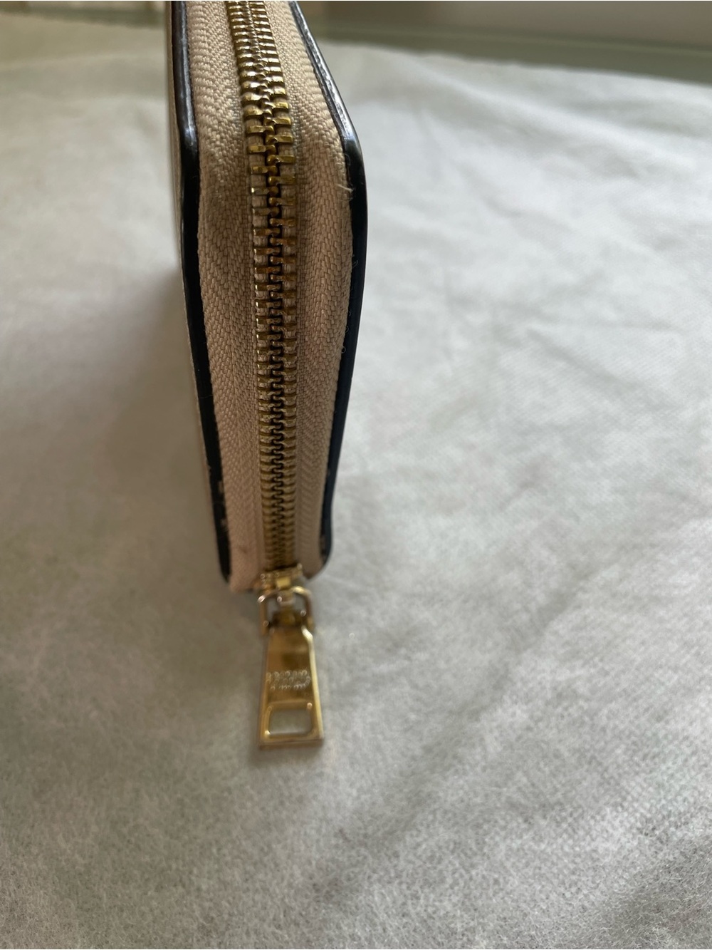 Prada FAIR Sold As Is Small Saffiano Leather Metallic Zip-Around Wallet - Picture 7 of 15